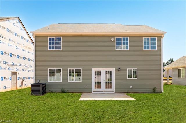 725 Brampton Drive, Mcleansville, NC 27301