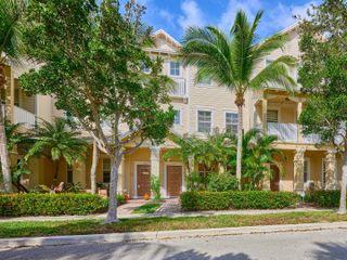 105 E Pigeon Plum Drive 103, Jupiter, FL 33458