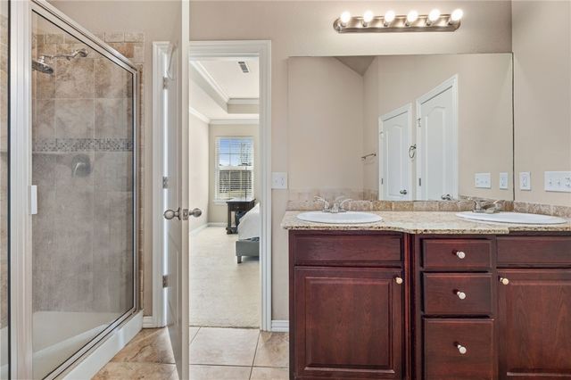 402 SW Milestone Road, Bentonville, AR 72712