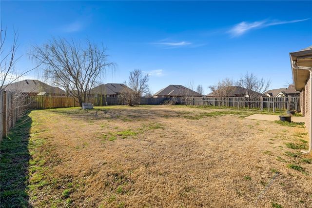 402 SW Milestone Road, Bentonville, AR 72712