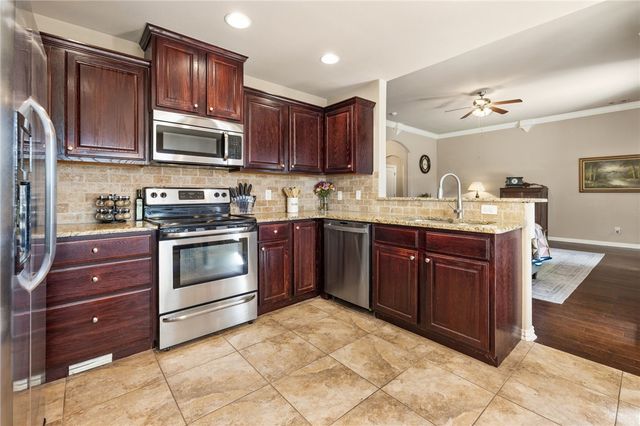 402 SW Milestone Road, Bentonville, AR 72712