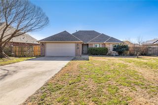 402 SW Milestone Road, Bentonville, AR 72712