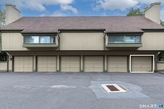509 Heritage Village B, Southbury, CT 06488