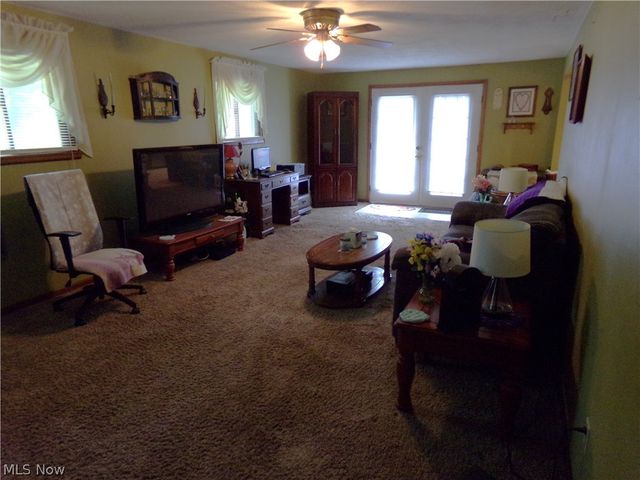 3447 Manchester Avenue SW, Massillon, OH 44647