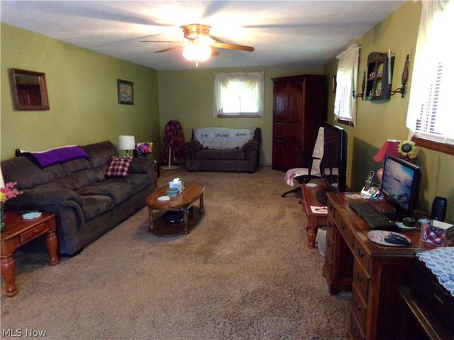 3447 Manchester Avenue SW, Massillon, OH 44647