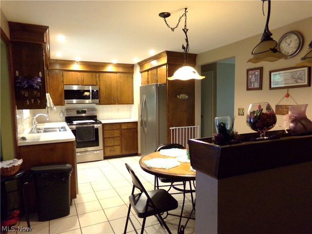 3447 Manchester Avenue SW, Massillon, OH 44647