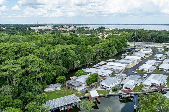 1136 RUE DE DORE, Tavares, FL 32778