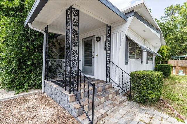 1136 RUE DE DORE, Tavares, FL 32778