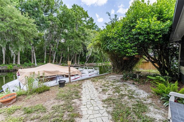 1136 RUE DE DORE, Tavares, FL 32778