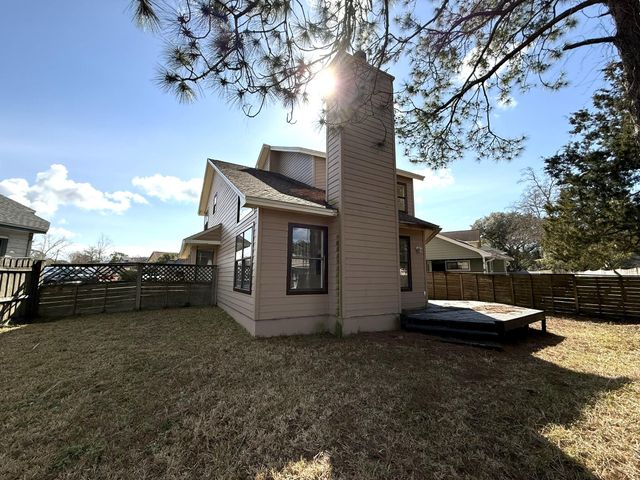 1512 W Mariah Way, Fort Walton Beach, FL 32547