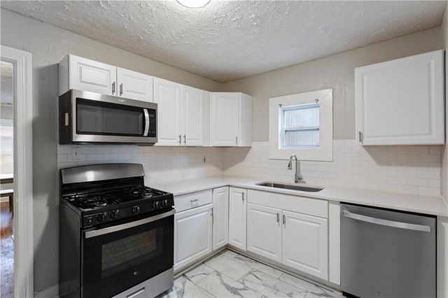 5074 Park Avenue, Forest Park, GA 30297