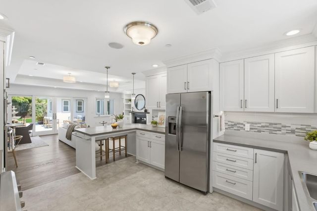 862 Blandford Boulevard, Redwood City, CA 94062