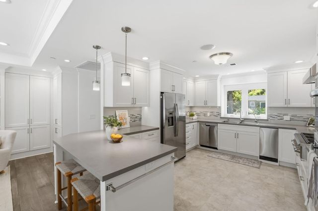 862 Blandford Boulevard, Redwood City, CA 94062