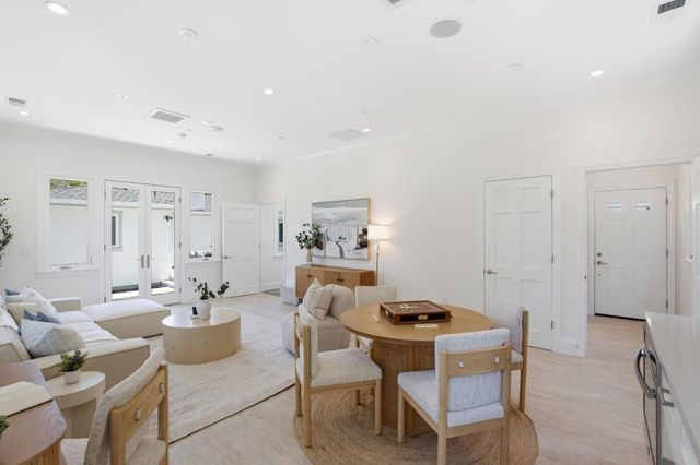 862 Blandford Boulevard, Redwood City, CA 94062
