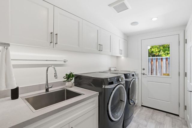 862 Blandford Boulevard, Redwood City, CA 94062