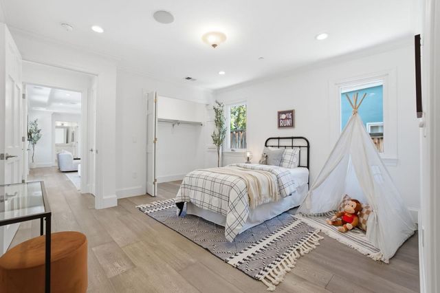 862 Blandford Boulevard, Redwood City, CA 94062