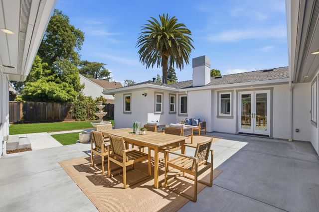 862 Blandford Boulevard, Redwood City, CA 94062