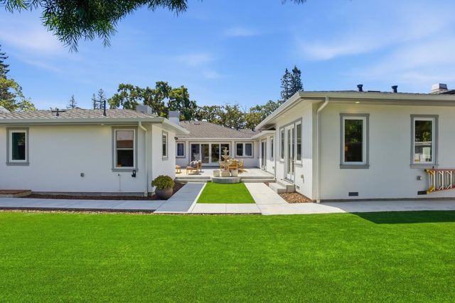 862 Blandford Boulevard, Redwood City, CA 94062