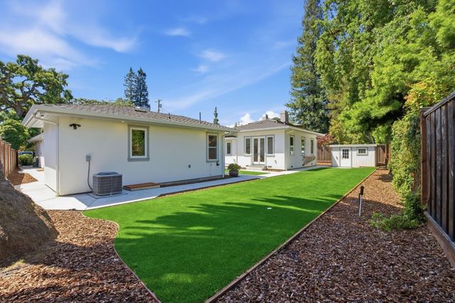 862 Blandford Boulevard, Redwood City, CA 94062