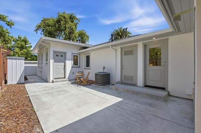 862 Blandford Boulevard, Redwood City, CA 94062