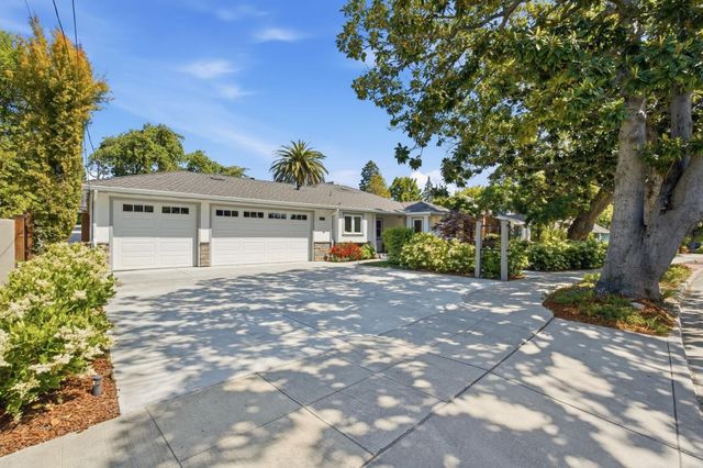 862 Blandford Boulevard, Redwood City, CA 94062