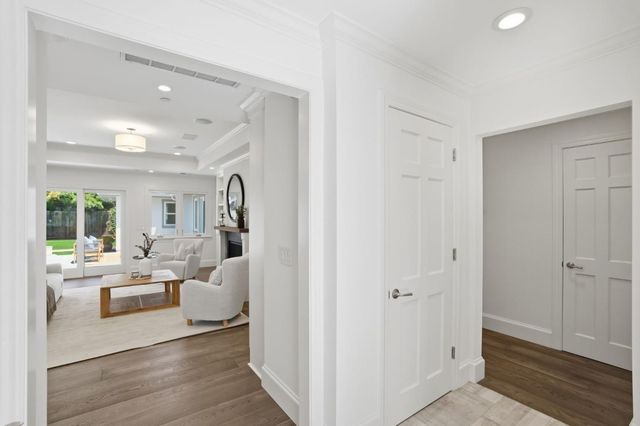 862 Blandford Boulevard, Redwood City, CA 94062