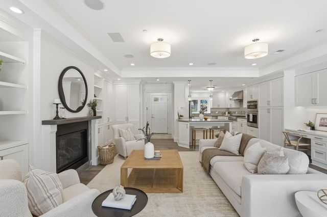 862 Blandford Boulevard, Redwood City, CA 94062