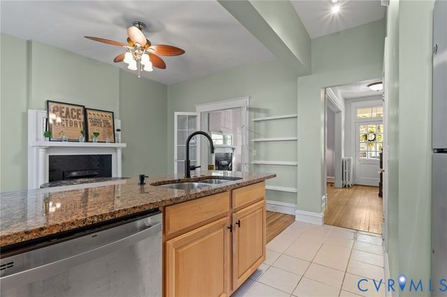 2806 W Grace St, Richmond, VA 23221