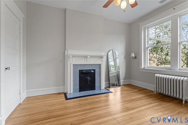 2806 W Grace St, Richmond, VA 23221
