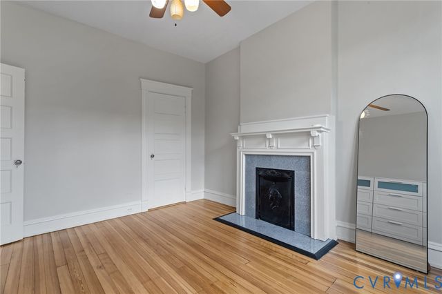 2806 W Grace St, Richmond, VA 23221