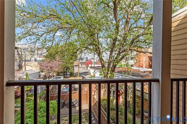 2806 W Grace St, Richmond, VA 23221
