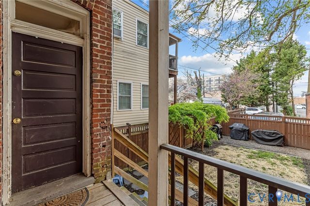 2806 W Grace St, Richmond, VA 23221