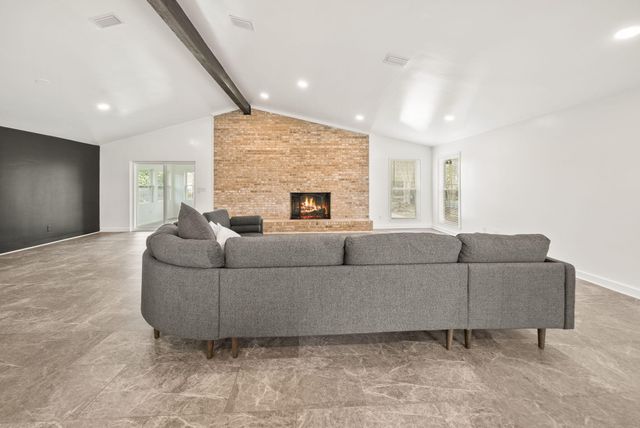 1006 Goose Bayou Road, Lynn Haven, FL 32444