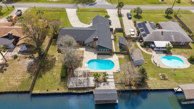 1006 Goose Bayou Road, Lynn Haven, FL 32444