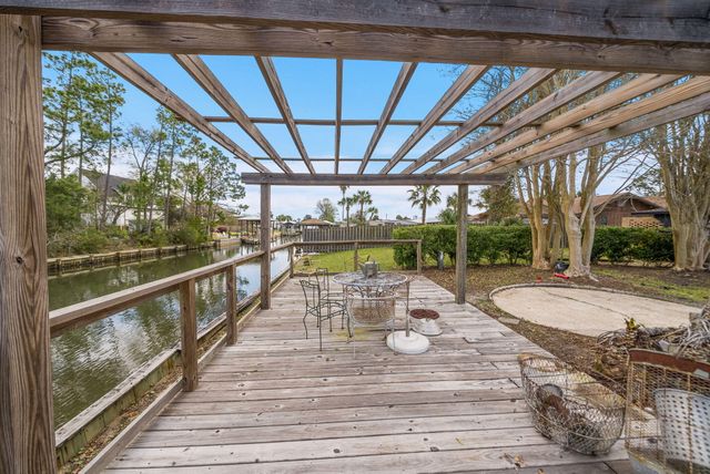 1006 Goose Bayou Road, Lynn Haven, FL 32444