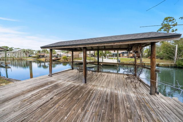 1006 Goose Bayou Road, Lynn Haven, FL 32444