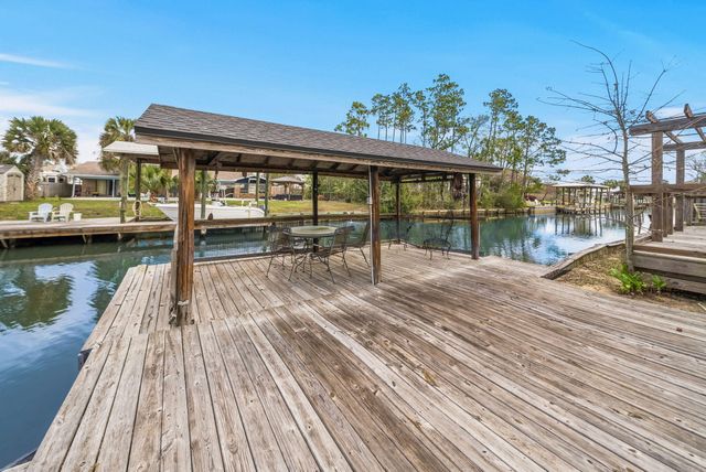 1006 Goose Bayou Road, Lynn Haven, FL 32444