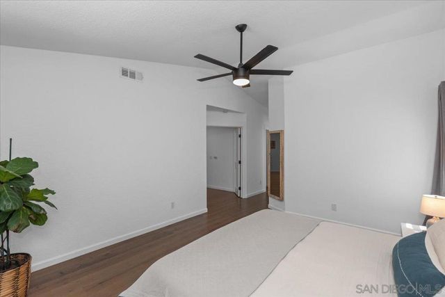 246 Via Tavira, Encinitas, CA 92024