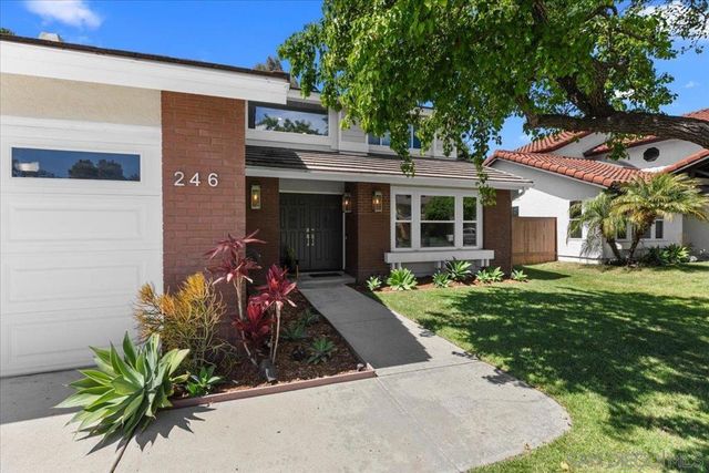 246 Via Tavira, Encinitas, CA 92024