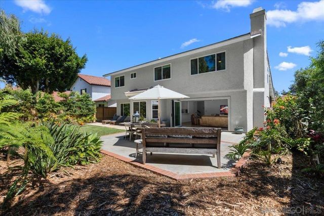 246 Via Tavira, Encinitas, CA 92024