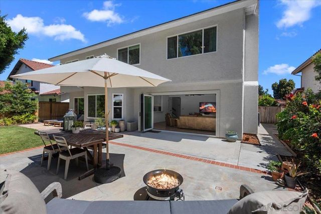 246 Via Tavira, Encinitas, CA 92024