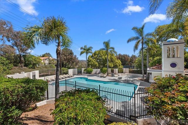 246 Via Tavira, Encinitas, CA 92024