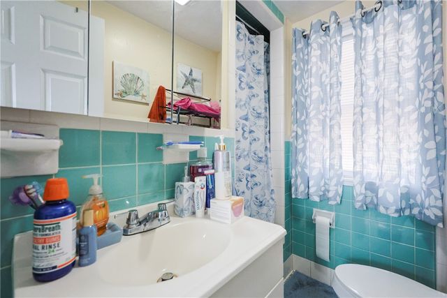 620 Union Avenue, Providence, RI 02909