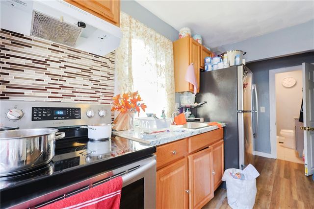 620 Union Avenue, Providence, RI 02909