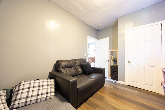 620 Union Avenue, Providence, RI 02909