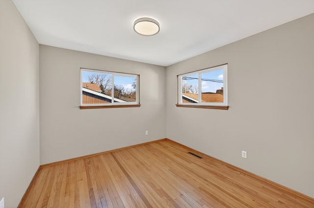 1006 W Ash, Griffith, IN 46319