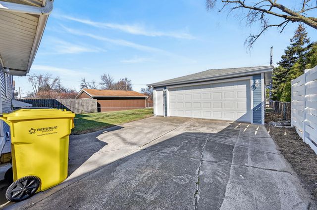 1006 W Ash, Griffith, IN 46319