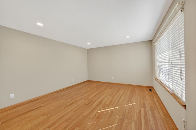 1006 W Ash, Griffith, IN 46319