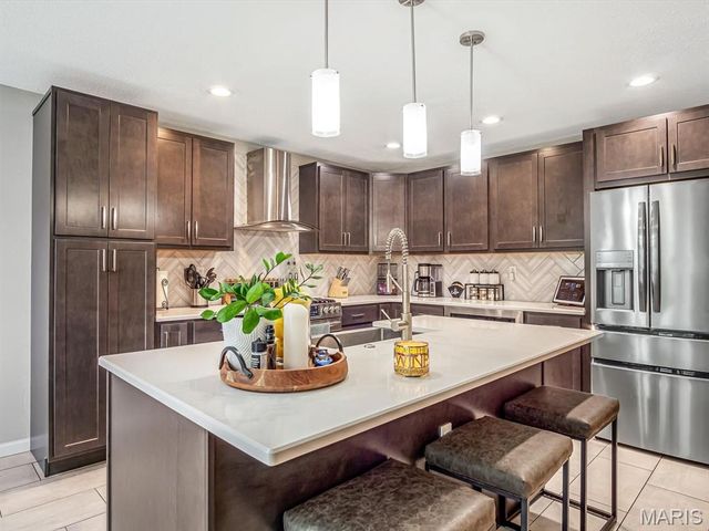 30 Meadowbrooke Drive, Troy, IL 62294