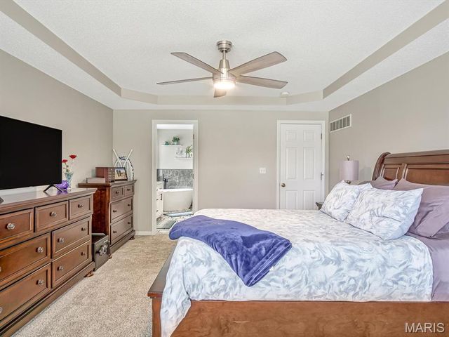 30 Meadowbrooke Drive, Troy, IL 62294